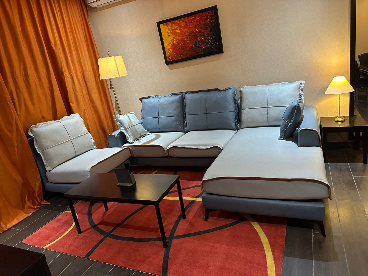 King Suite bedroom