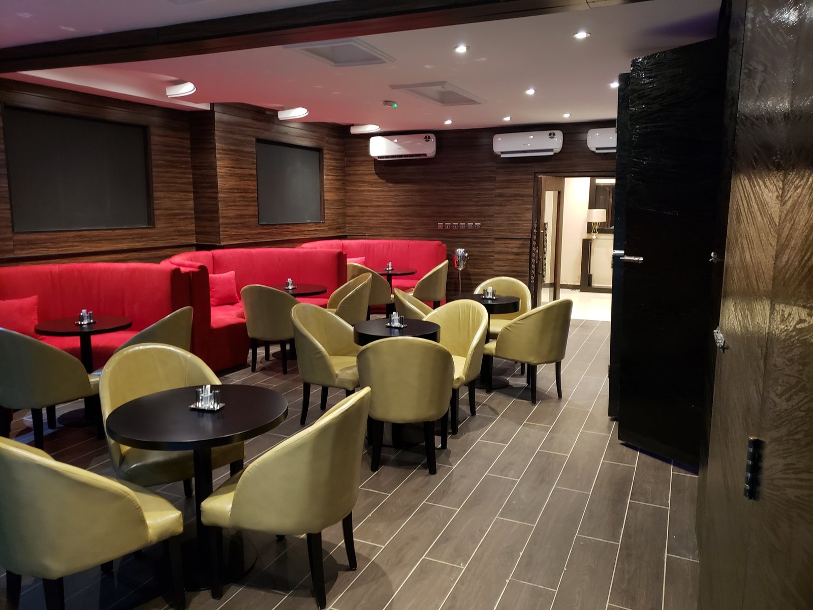 Restaurant at Rich-Bridge Hotel